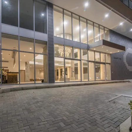 Luxury Infinitum Apartment *
