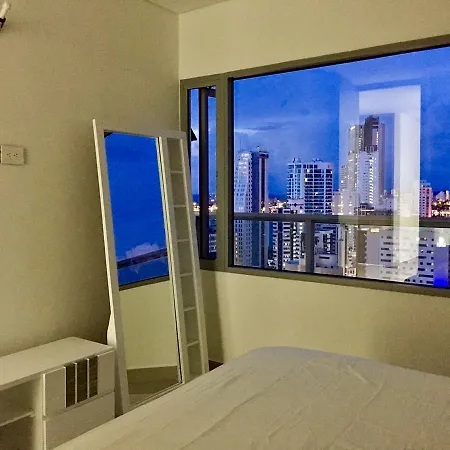 Luxury Infinitum Apartment
